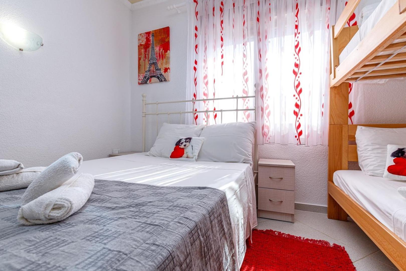 פורץ Genoa Rooms חדר תמונה